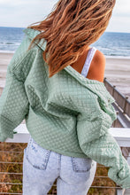 Load image into Gallery viewer, Green Quilted Cropped Jacket
